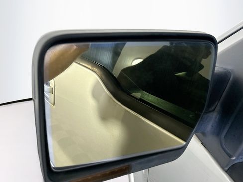 Used 2010 Ford F150 Lariat image 16