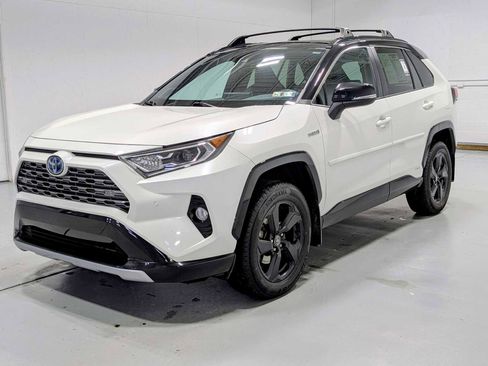 Used 2020 Toyota RAV4 XSE image 1