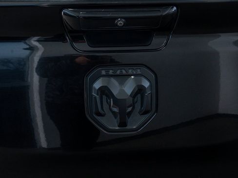 Used 2020 RAM 1500 Limited w/ Black Appearance Package image 27