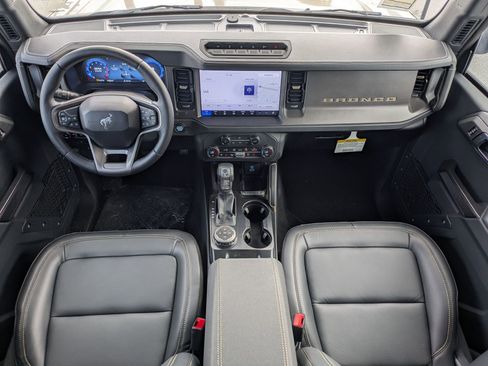 New 2025 Ford Bronco Badlands AWD/4WD image 17