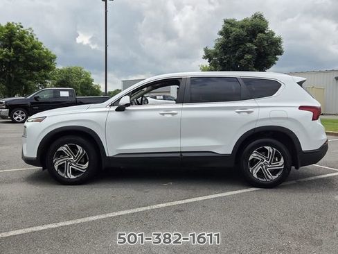 Used 2022 Hyundai Santa Fe SE FWD image 2