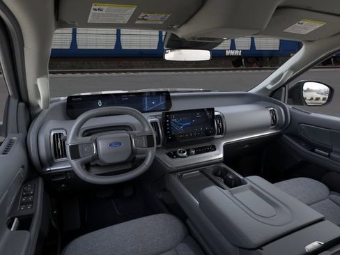 New 2026 Ford Expedition Active RWD image 9
