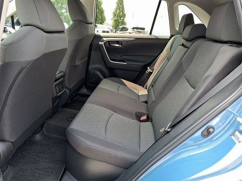 Used 2023 Toyota RAV4 AWD Hybrid image 13