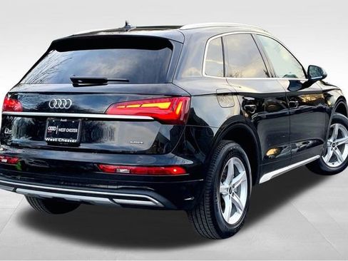 Used 2023 Audi Q5 2.0T Premium w/ Convenience Package image 12