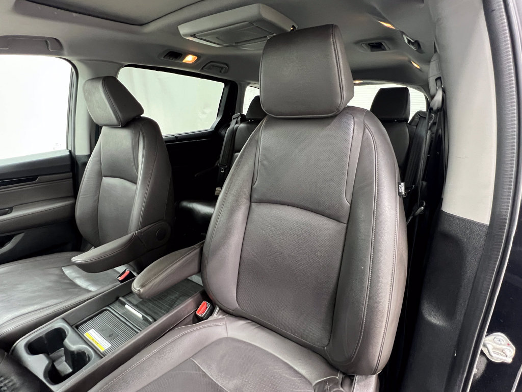 Used 2018 Honda Odyssey Elite image 15