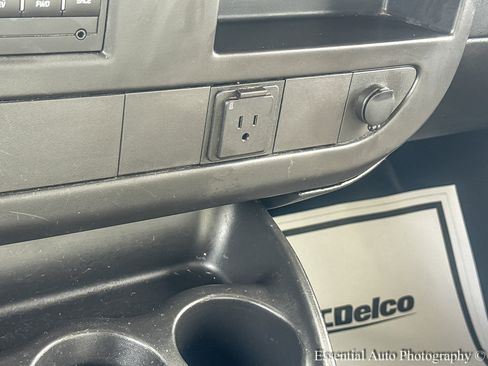 Used 2018 Chevrolet Express 3500 w/ Power Convenience Package image 14