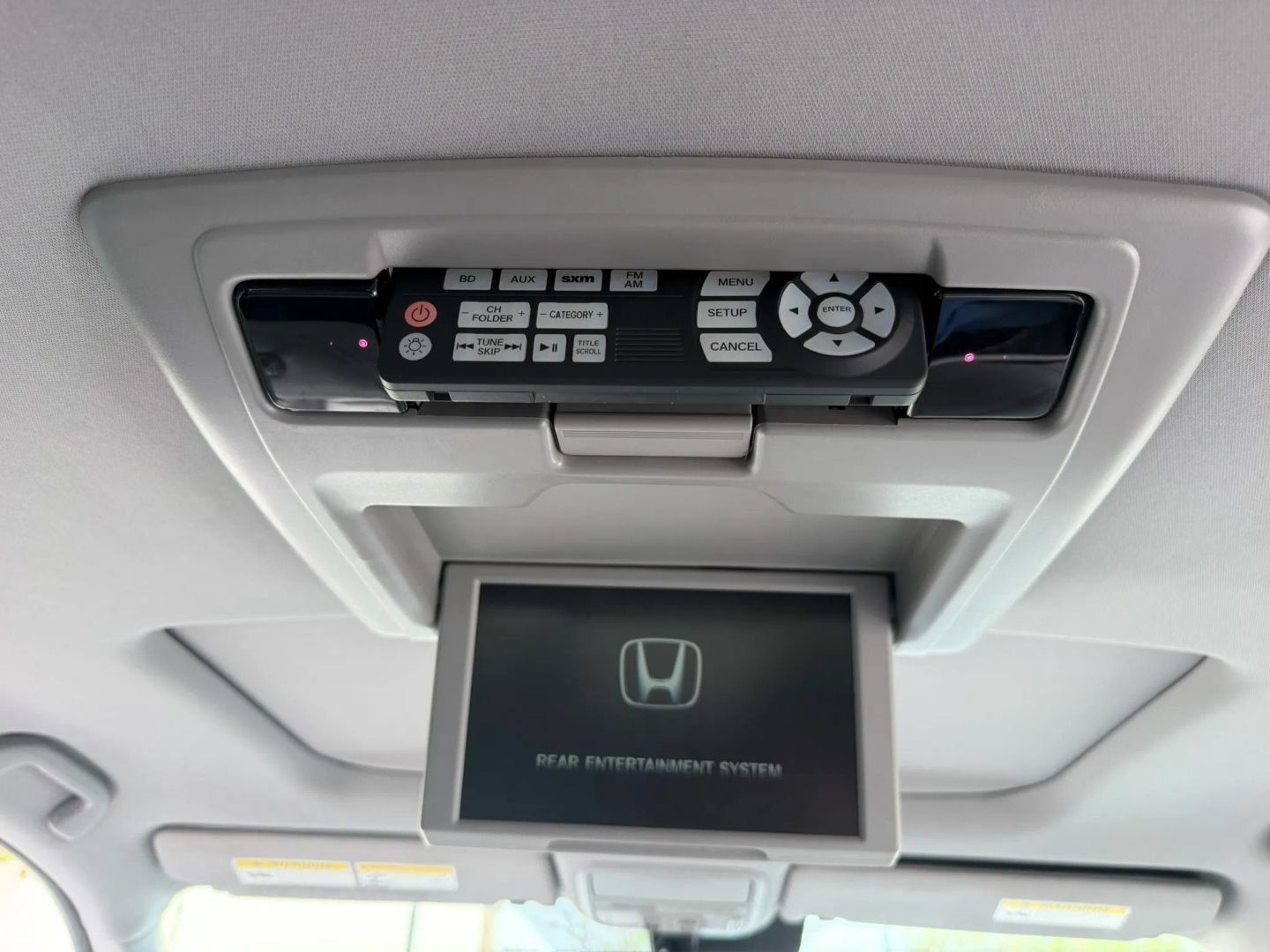 Used 2017 Honda Pilot Touring image 21