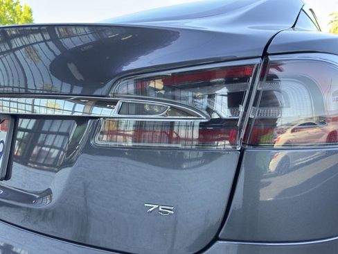 Used 2017 Tesla Model S 75 RWD image 25
