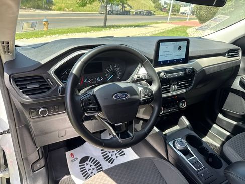 Certified 2022 Ford Escape SE w/ Convenience Package AWD/4WD image 14