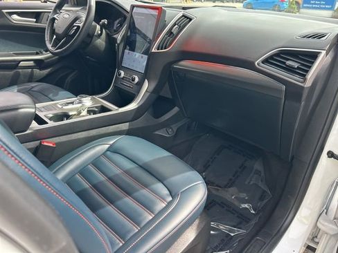 Used 2024 Ford Edge SEL w/ Sport Appearance Package AWD/4WD image 10