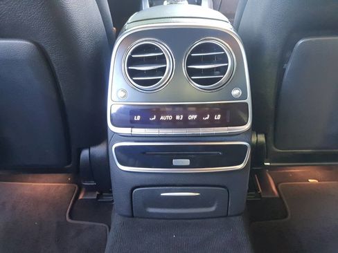 Used 2017 Mercedes-Benz S 550 4MATIC Sedan image 83