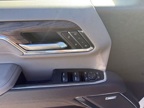 New 2026 GMC Sierra 1500 SLT w/ SLT Premium Plus Package image 17