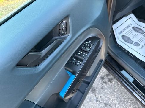 Used 2025 Ford Maverick Lobo image 13