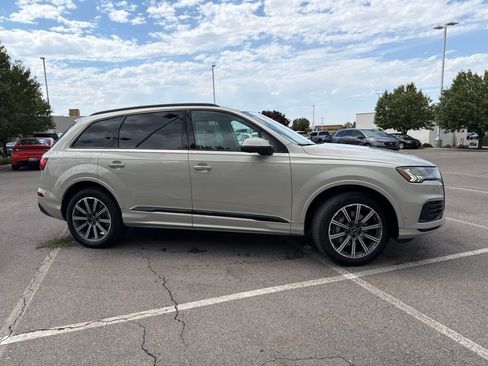 Used 2023 Audi Q7 2.0T Premium Plus AWD/4WD image 5