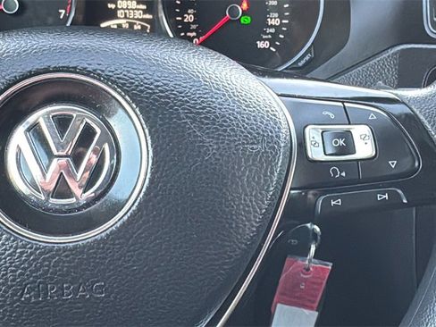 Used 2015 Volkswagen Jetta S image 28