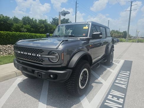 Used 2023 Ford Bronco Badlands w/ Sasquatch Package AWD/4WD image 1