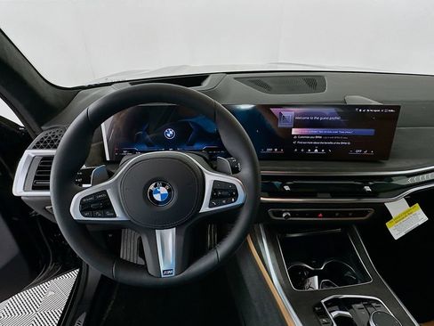 New 2026 BMW X7 xDrive40i w/ M Sport Package image 10