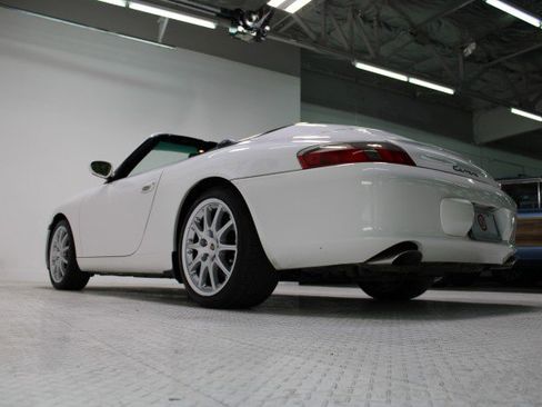 Used 2002 Porsche 911 Cabriolet image 39