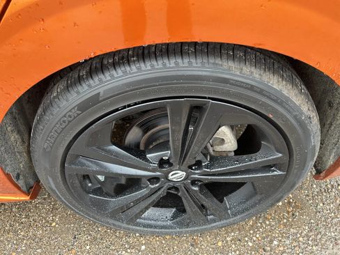 Used 2020 Nissan Sentra SR image 7