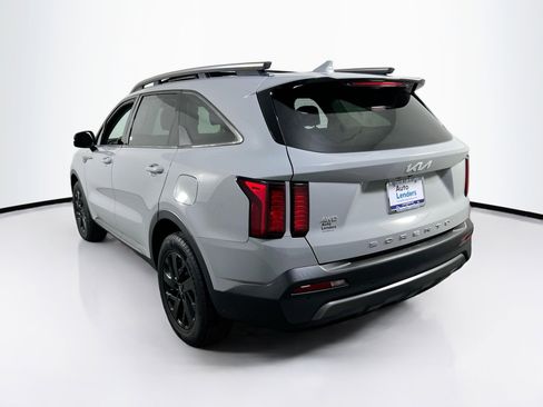 Used 2022 Kia Sorento S w/ Panoramic Sunroof Package image 7