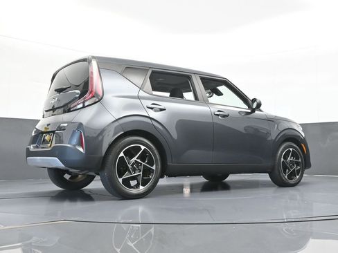 Used 2023 Kia Soul EX image 58