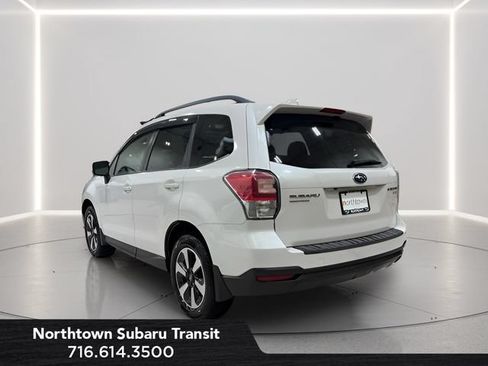 Used 2017 Subaru Forester 2.5i Premium w/ All-Weather Package AWD/4WD image 3