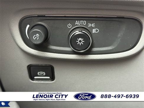 Used 2018 GMC Terrain SLE image 21