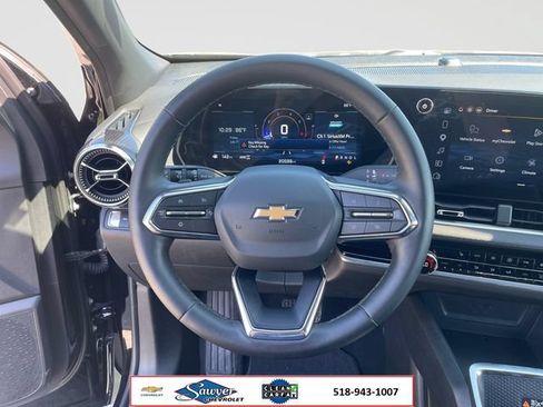 Used 2026 Chevrolet Equinox LT w/ Convenience Package II AWD/4WD image 13