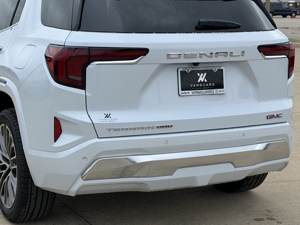 New 2027 GMC Terrain Denali w/ LPO, Floor Liner Package AWD/4WD image 6