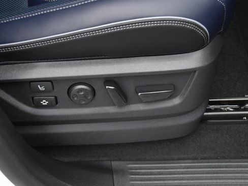 New 2026 INFINITI QX80 4WD image 32