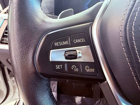 Used 2025 BMW X5 xDrive50e image 24