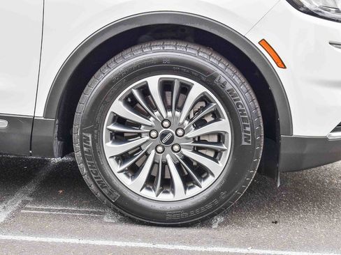 Used 2022 Lincoln Nautilus Reserve w/ Luxury Package FWD image 10