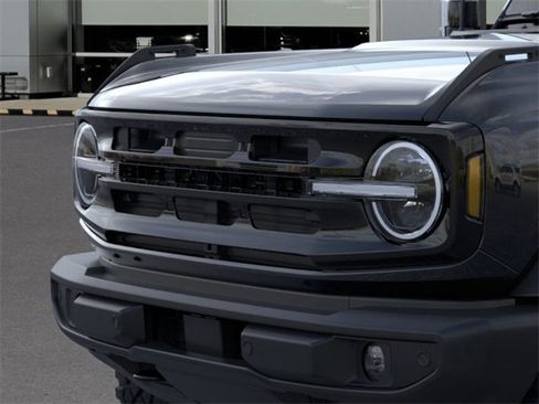 New 2025 Ford Bronco Outer Banks w/ Sasquatch Package image 19