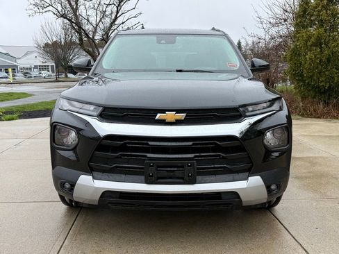 Used 2022 Chevrolet TrailBlazer LT w/ Convenience Package AWD/4WD image 3
