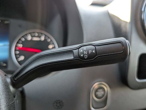 Used 2025 Mercedes-Benz Sprinter 2500 image 37