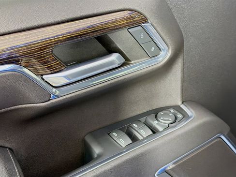 Used 2023 GMC Sierra 1500 Elevation image 20