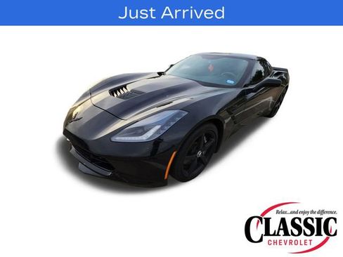 Used 2015 Chevrolet Corvette Stingray Coupe image 4