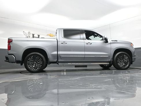 Used 2026 Chevrolet Silverado 1500 High Country AWD/4WD image 53