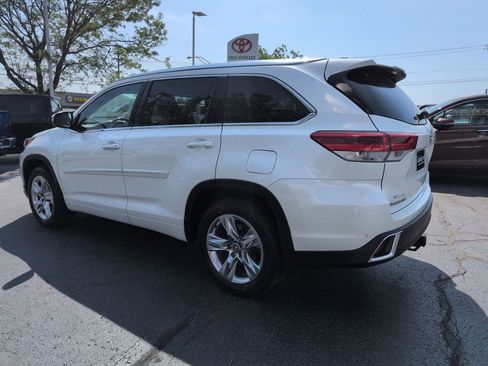 Used 2018 Toyota Highlander Limited AWD/4WD image 3