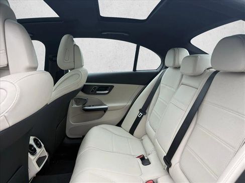 Used 2023 Mercedes-Benz C 300 Sedan image 16