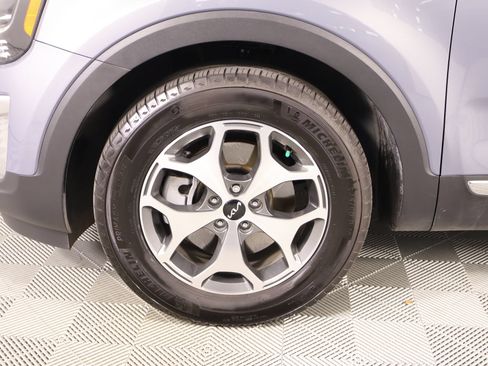Used 2022 Kia Telluride EX w/ Towing Package AWD/4WD image 20