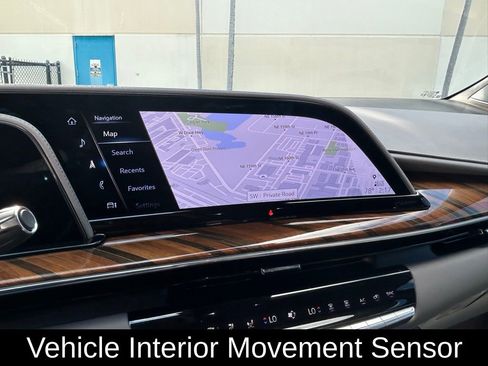 Used 2024 Cadillac Escalade Premium Luxury Platinum image 25
