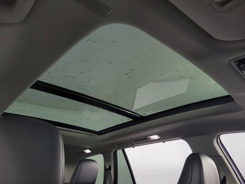 Used 2025 Toyota Grand Highlander AWD image 21