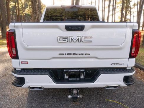 Used 2023 GMC Sierra 1500 AT4 w/ AT4 Premium Package image 4