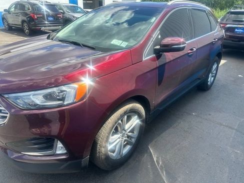 Used 2020 Ford Edge SEL w/ Convenience Package AWD/4WD image 4