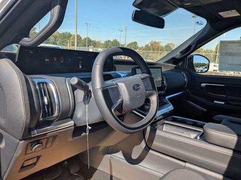 New 2025 Ford Expedition Max Platinum w/ Stealth Performance Package image 15