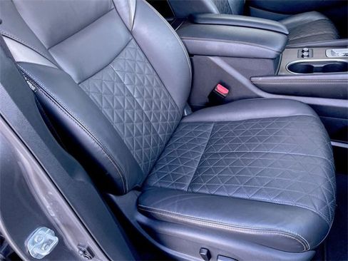 Used 2024 Nissan Murano Platinum image 25