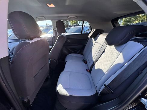 Used 2020 Chevrolet Trax LS w/ Tint and Cruise Package image 20