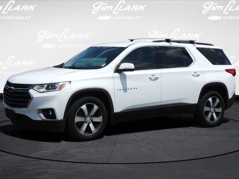Used 2021 Chevrolet Traverse LT w/ LT Premium Package FWD image 22