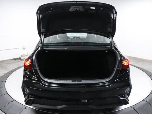 Used 2023 Kia Forte LXS FWD image 25